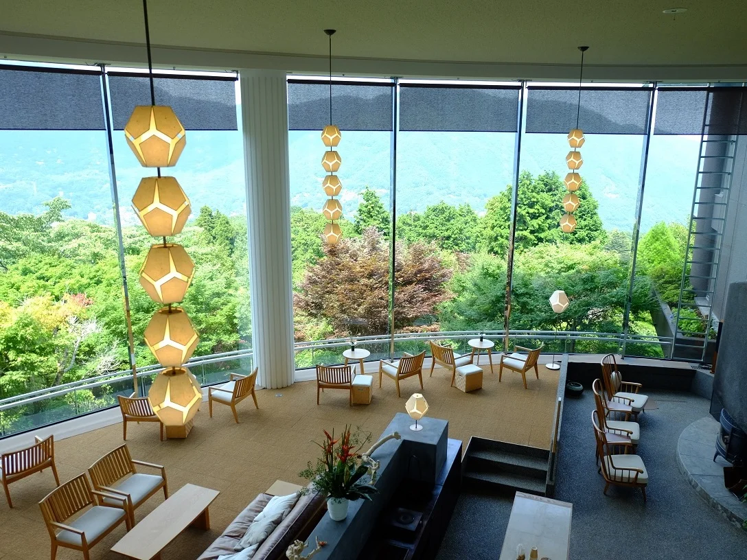 lobby+lounge+area.jpg