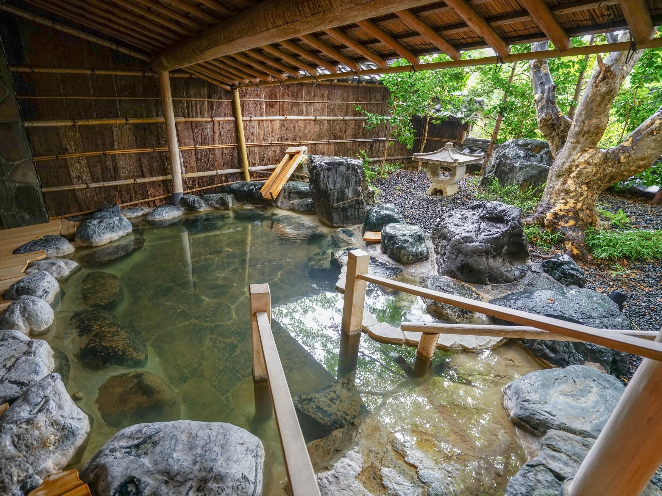 takayama+ryokan.jpg