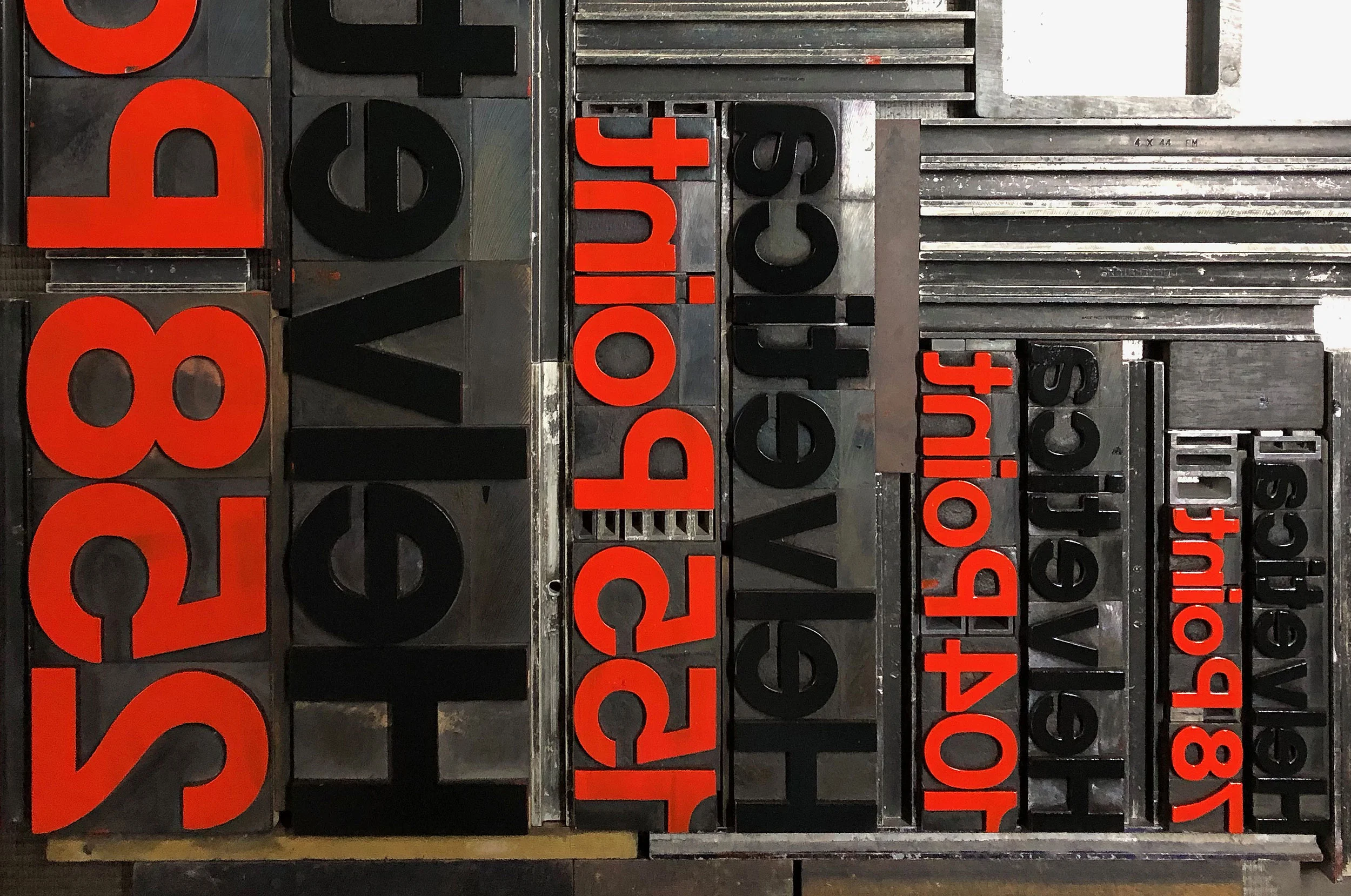 Helvetica-1.jpg