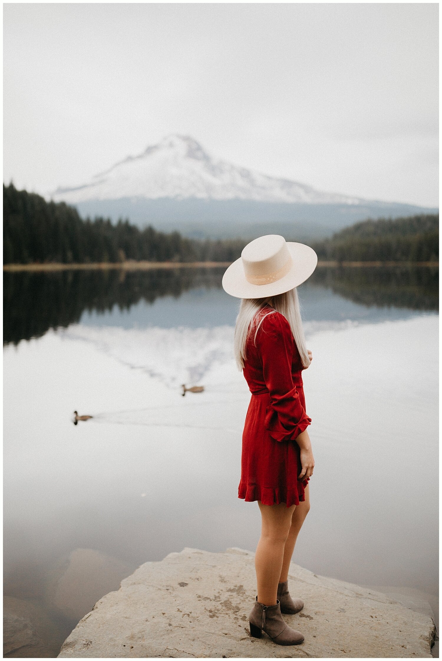  Girl looking at Mt. Hood in Oregon for her senior portraits. 