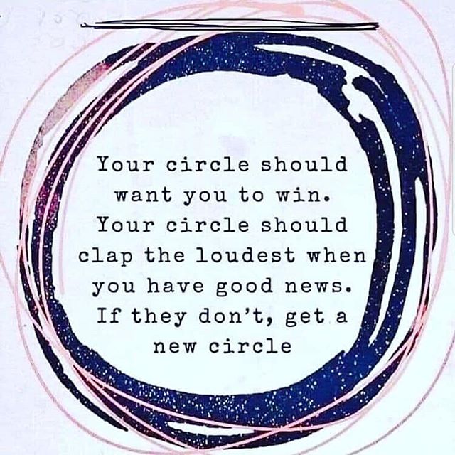 It can be tough working in the media, so make sure you have a supportive circle around you! It is my hope that the Creating Media Savvy Dietitians Facebook community (link in bio) will also be your supportive circle. Make sure you join us, if you hav