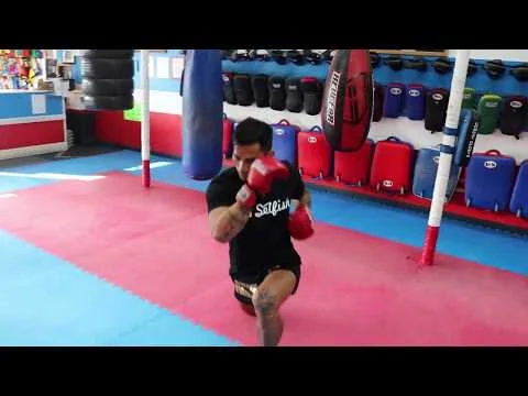 Chaiyo Muay Thai, So Selfish