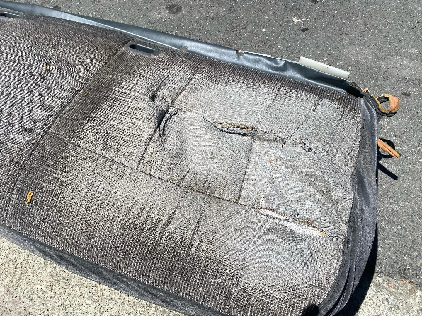 Restoration on this 1991 F150 bench seat. Oem sourced material. Oem stitch pattern match as well.
&bull;&bull;&bull;
#etchstudios #standuppinole #valleyfarmz #pinole #stitching #ford #f150 #upholstery