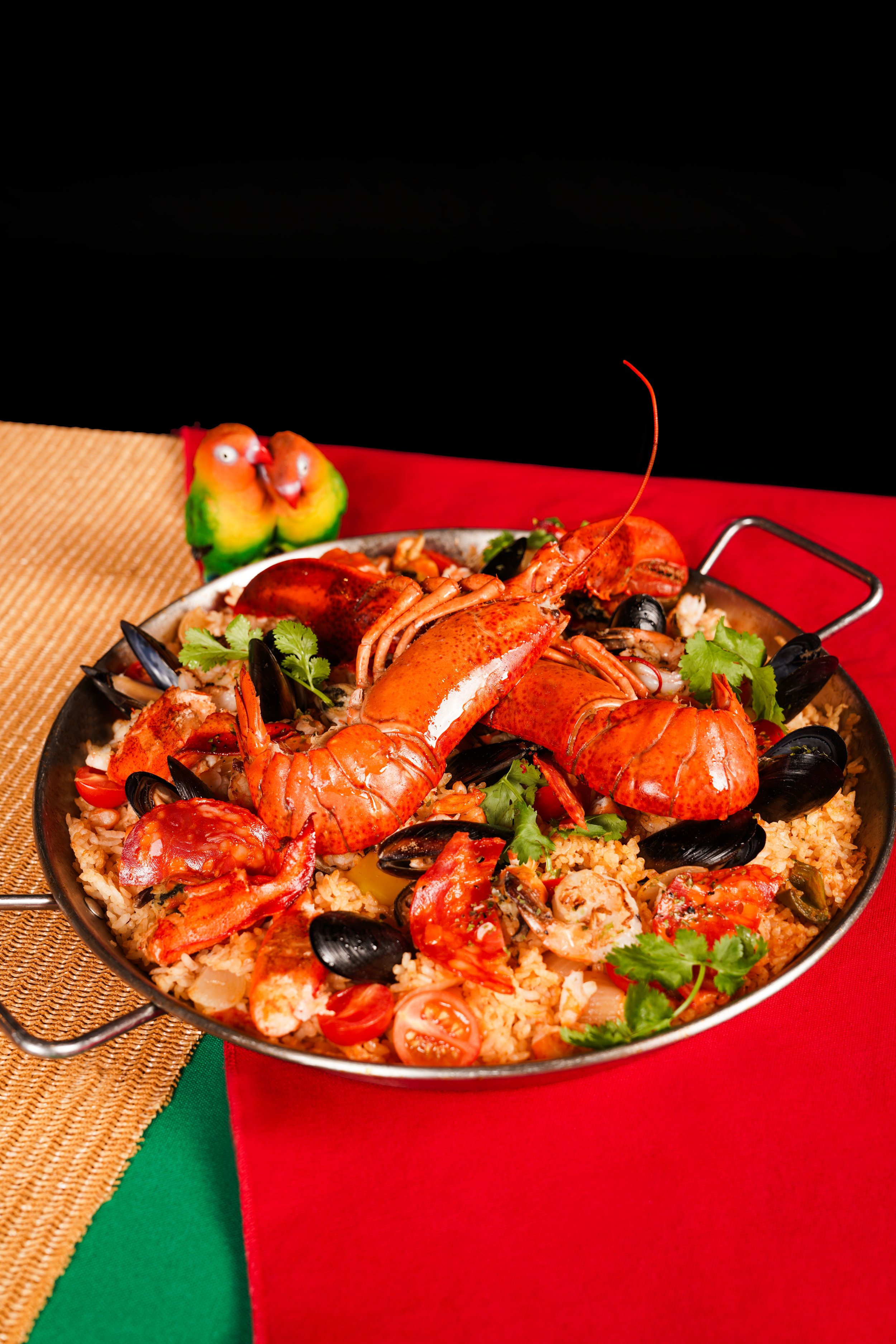 Lobster and Seafood Paella 龍蝦海鮮飯.jpg
