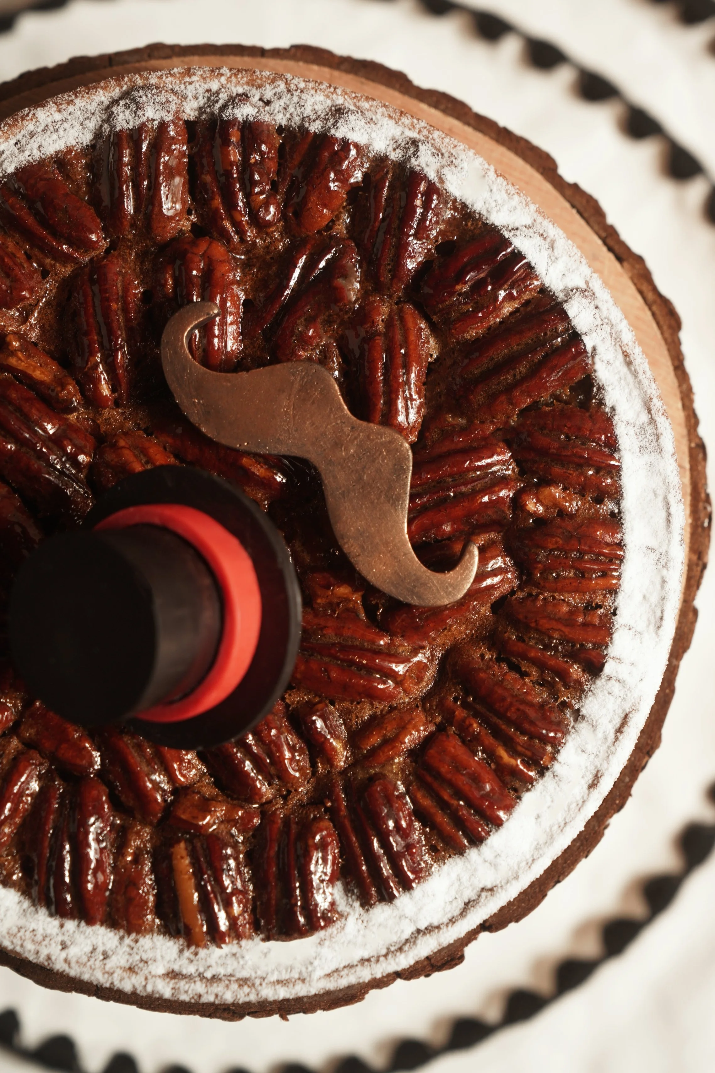Whiskey Pecan Pie 威士忌合桃批.jpg