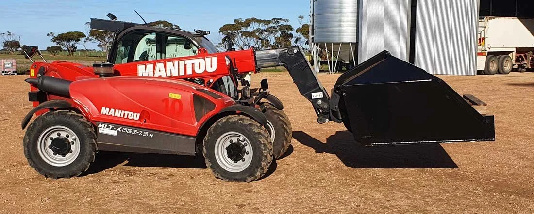 Manitou Bucket