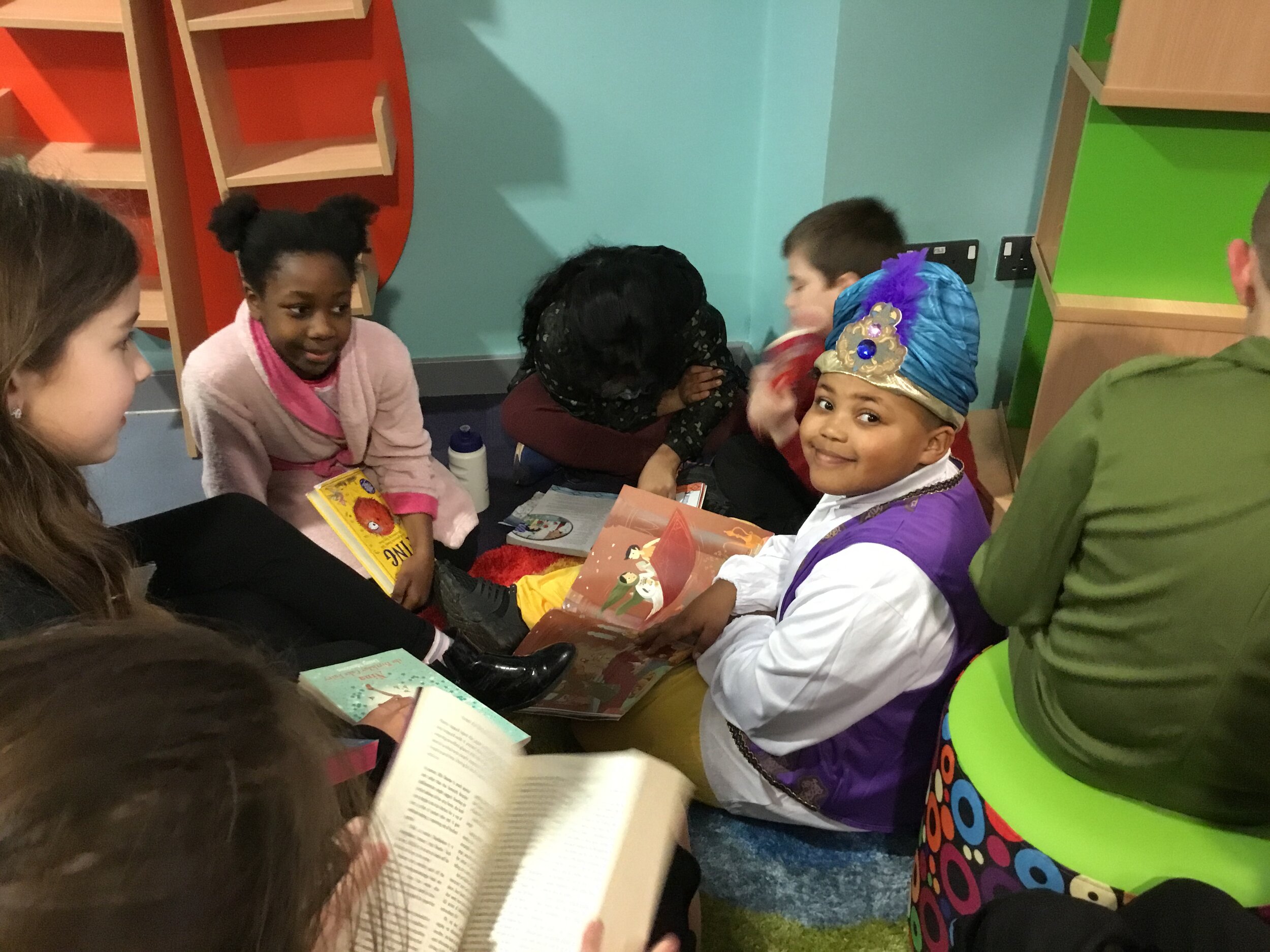 Cosy book corner — Wyken Croft Primary School