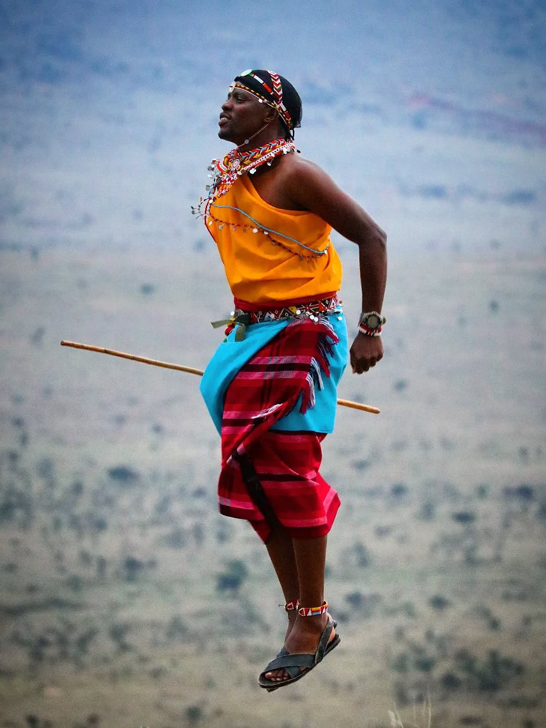 📣 PUBLIC SERVICE ANNOUNCEMENT 📣 Our guides are great! 

James, Makini &amp; Peter are such a fantastic team, always working together, joking about, spotting wildlife from (literally) miles away and looking very beautiful in their traditional clothe