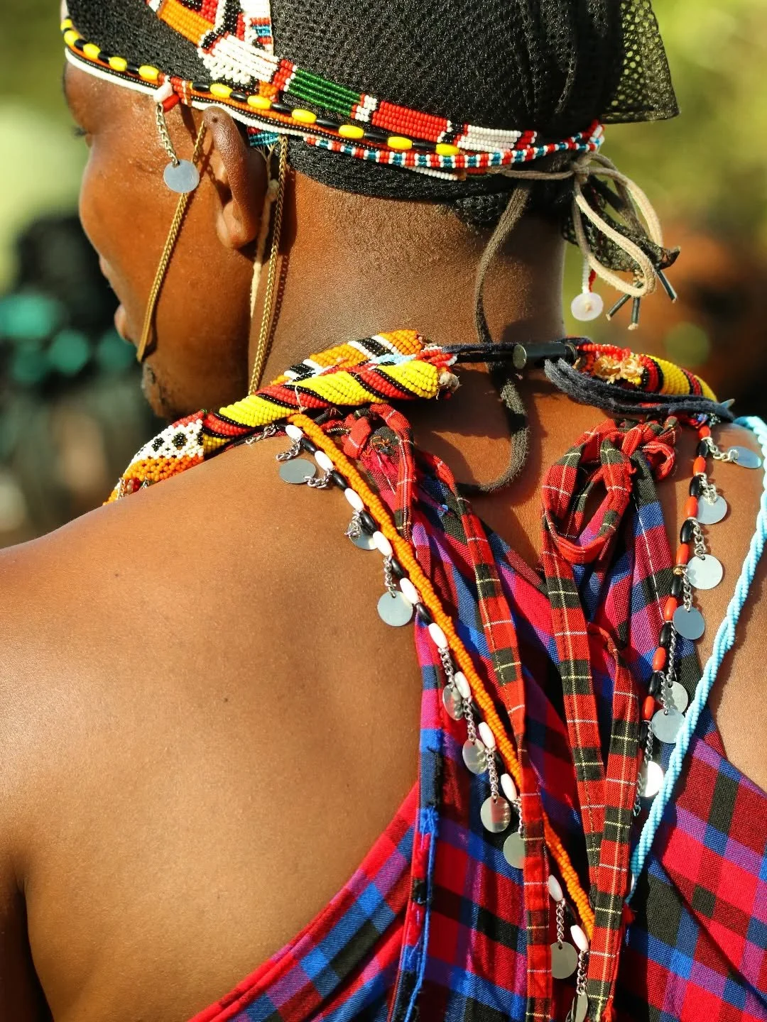 The amazing colours of the Maasai and Samburu tribe are woven into daily life - each colour holds a meaning and even the patterns signify something special to the wearer.

You will meet plenty of such people in and around Moon's Camp - the northern b