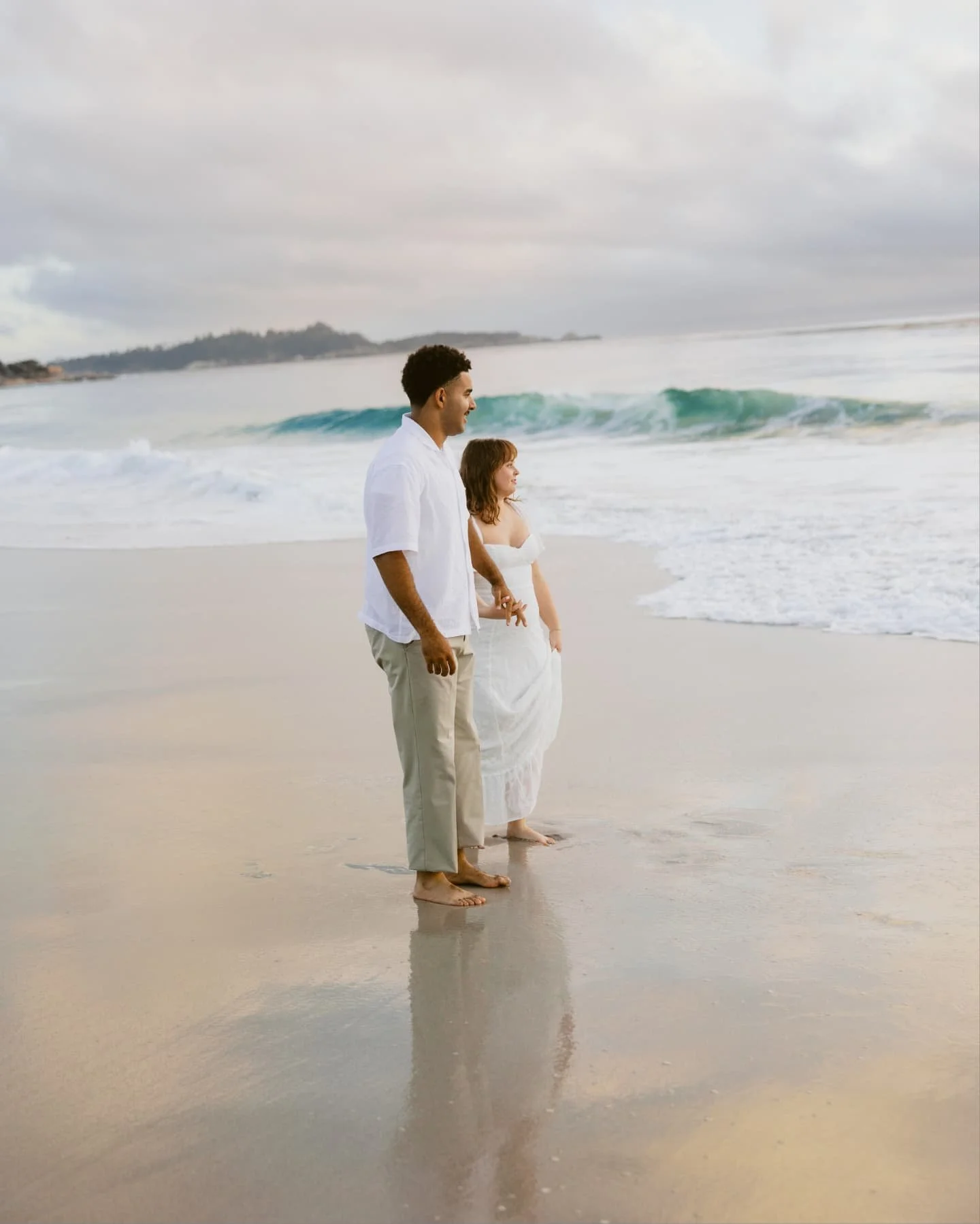I hope you find time to frolick on the beach with your sweetheart this summer. ☀️

#carmelweddingphotographer #carmelbeach #carmelvalleyphotographer #montereyweddingphotographer #santacruzweddingphotographer #bigsurweddingphotographer #bigsurelopemen