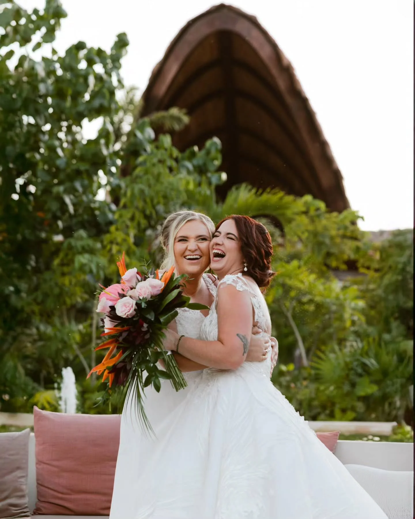 BEST WEEKEND EVER ✨️🌊✨️💖✨️🌴

The absolute best weekend ever celebrating my girls Jayd and Hannah as they partied alongside their friends and family in Mexico.

Congratulations you two! I love you guys so much ❤️❤️❤️❤️❤️❤️❤️