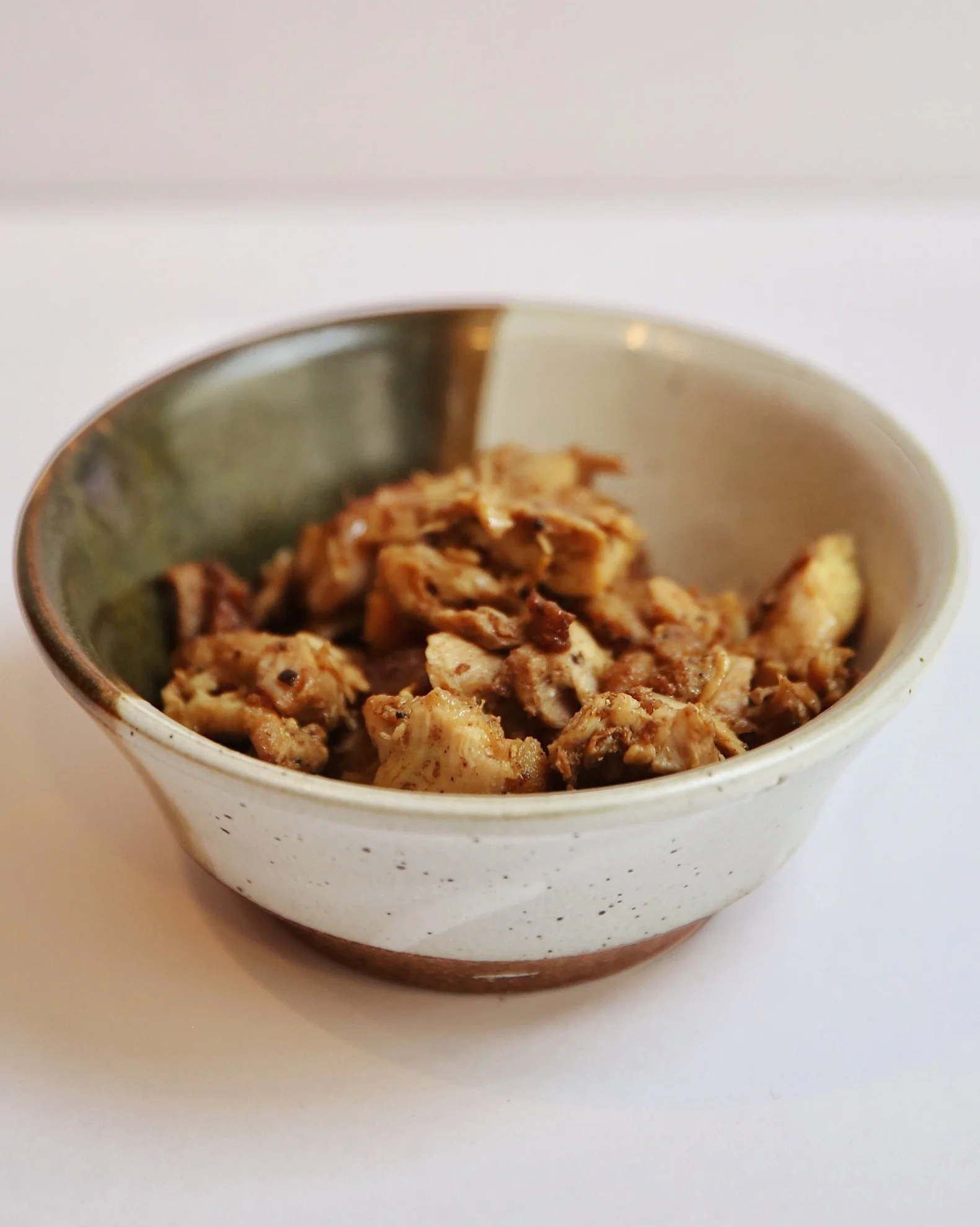 7-Spiced Chicken: Chicken marinated with a blend of blend of 7 different cloves and spices.