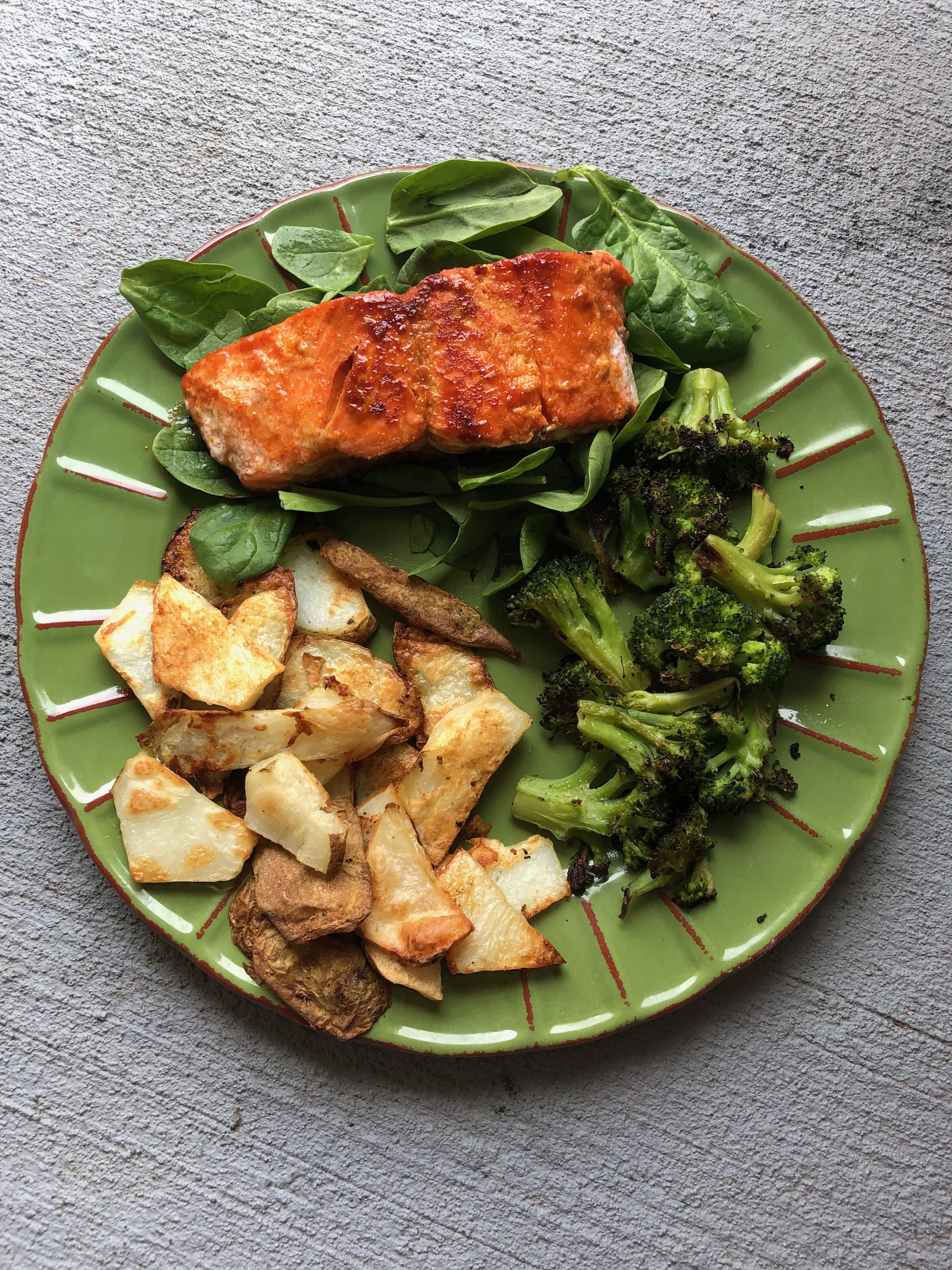 WholeFoodsPlate_HolisticHealthByHolly.jpeg