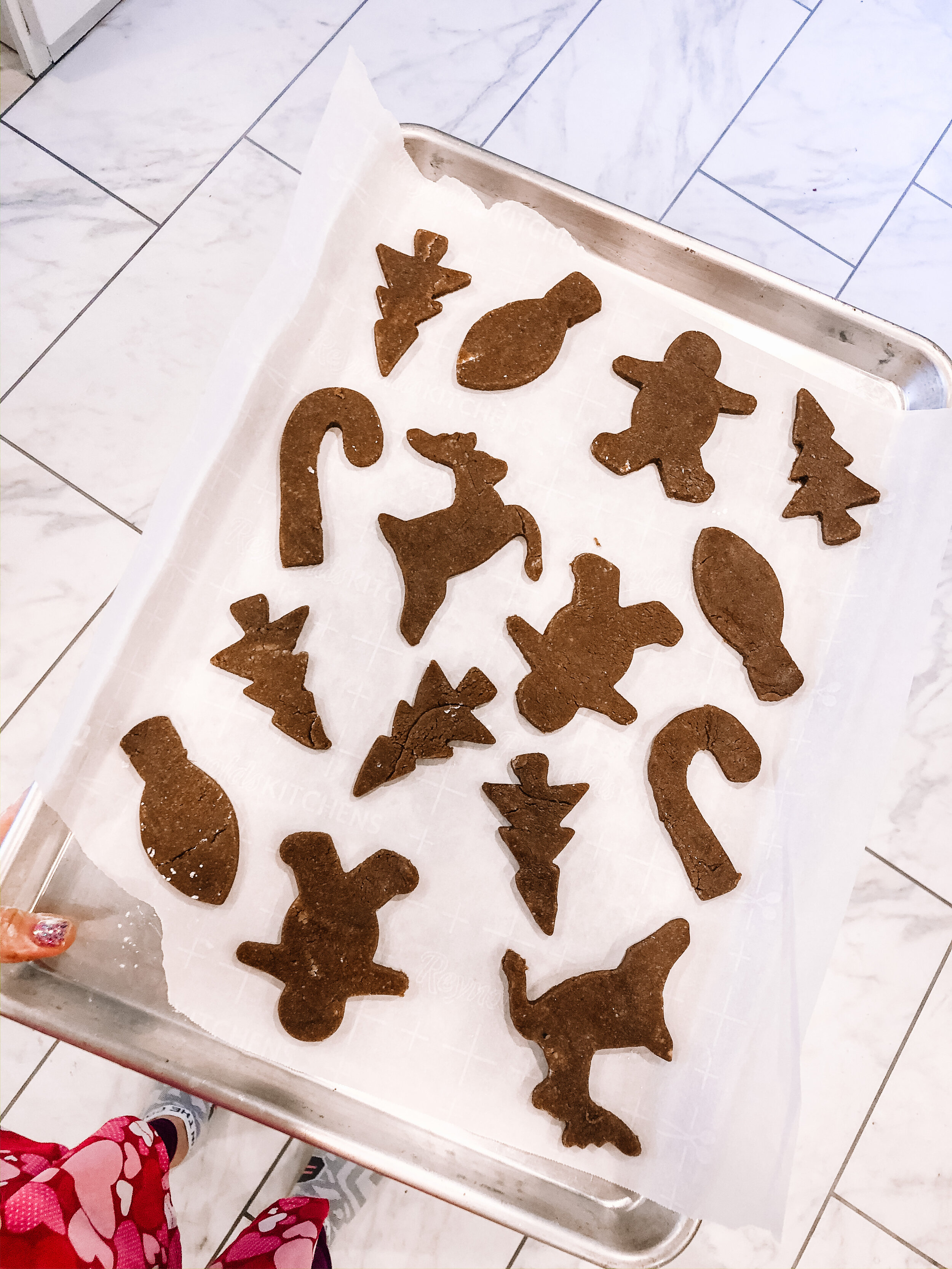 holistichealthbyholly_paleogingerbreadcookies2.JPG