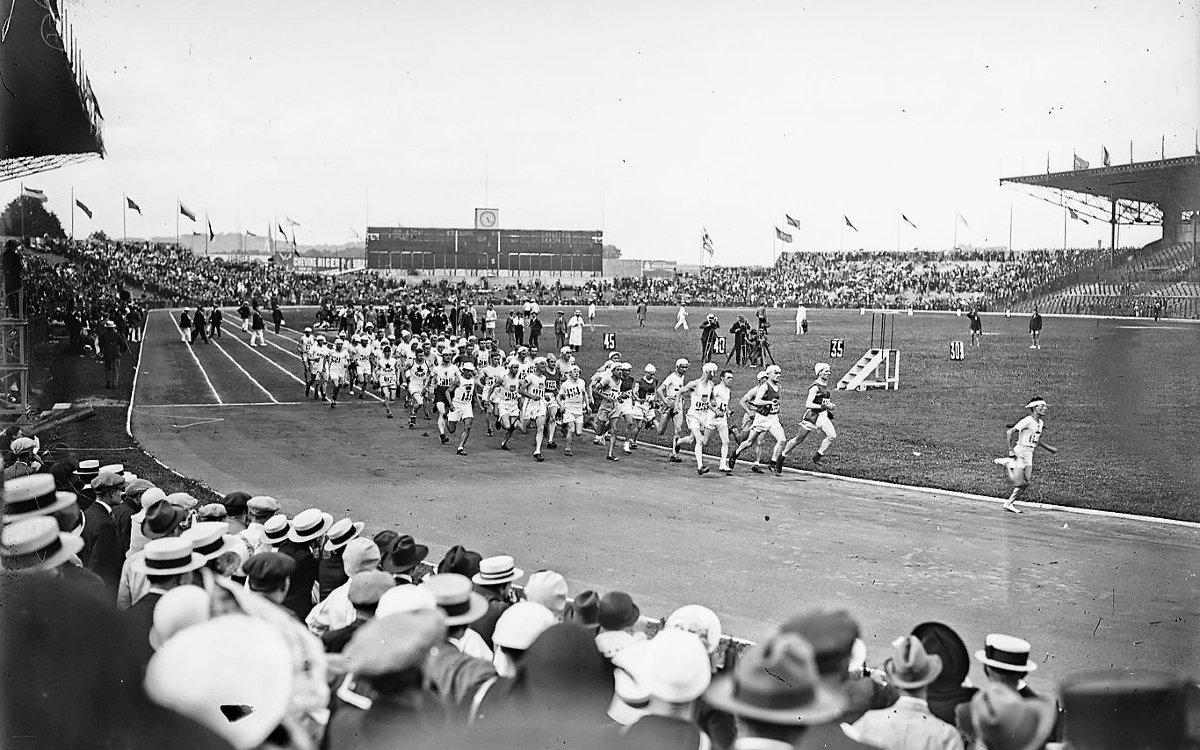 StadedeColombesMarathonJO1924_BNF.jpg