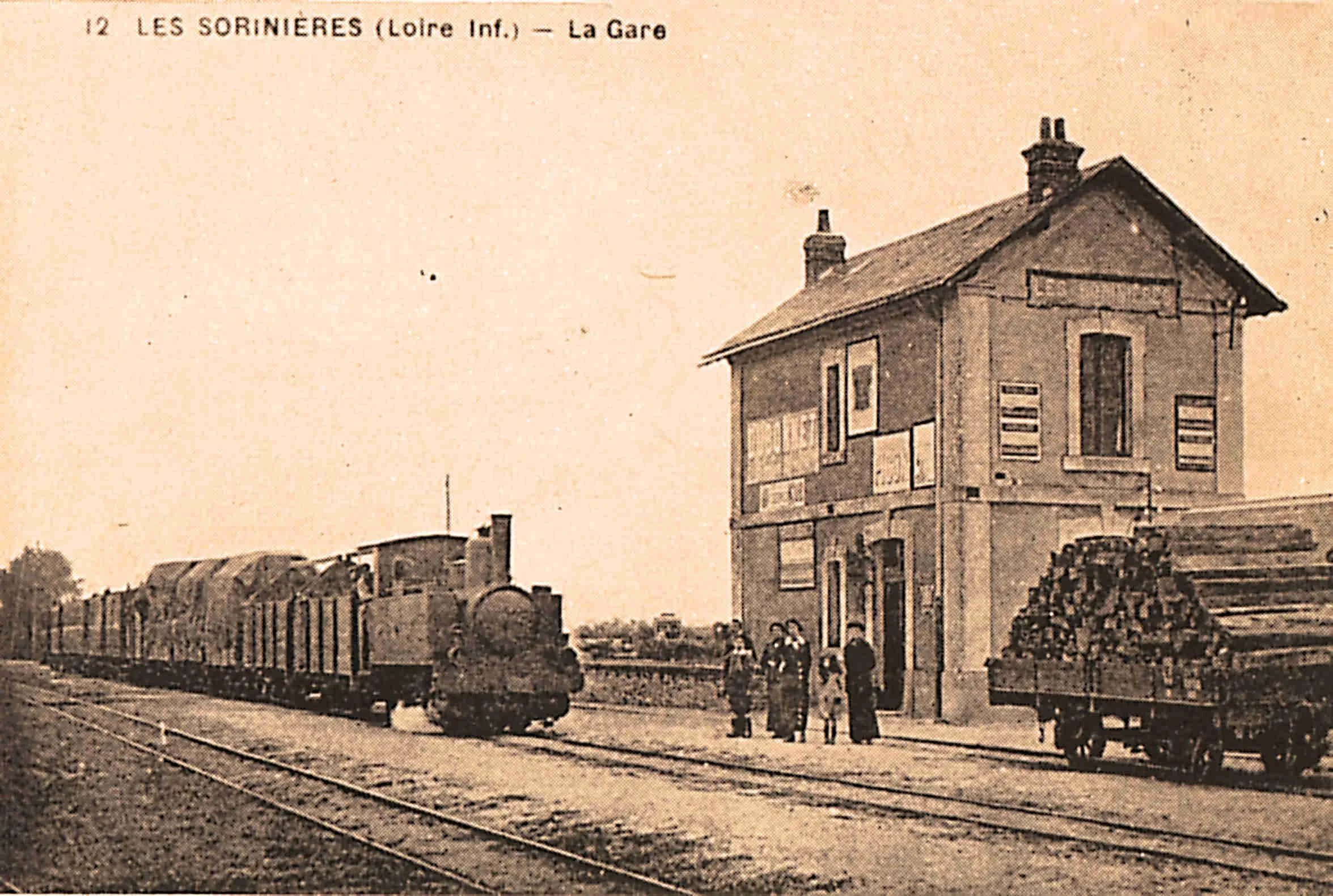 france.1.1000.locomotive-tender-type-030.les-sorinieres.loire-inferieure.1910.carte-postale.coll_.trainconsultant-lamming.jpg