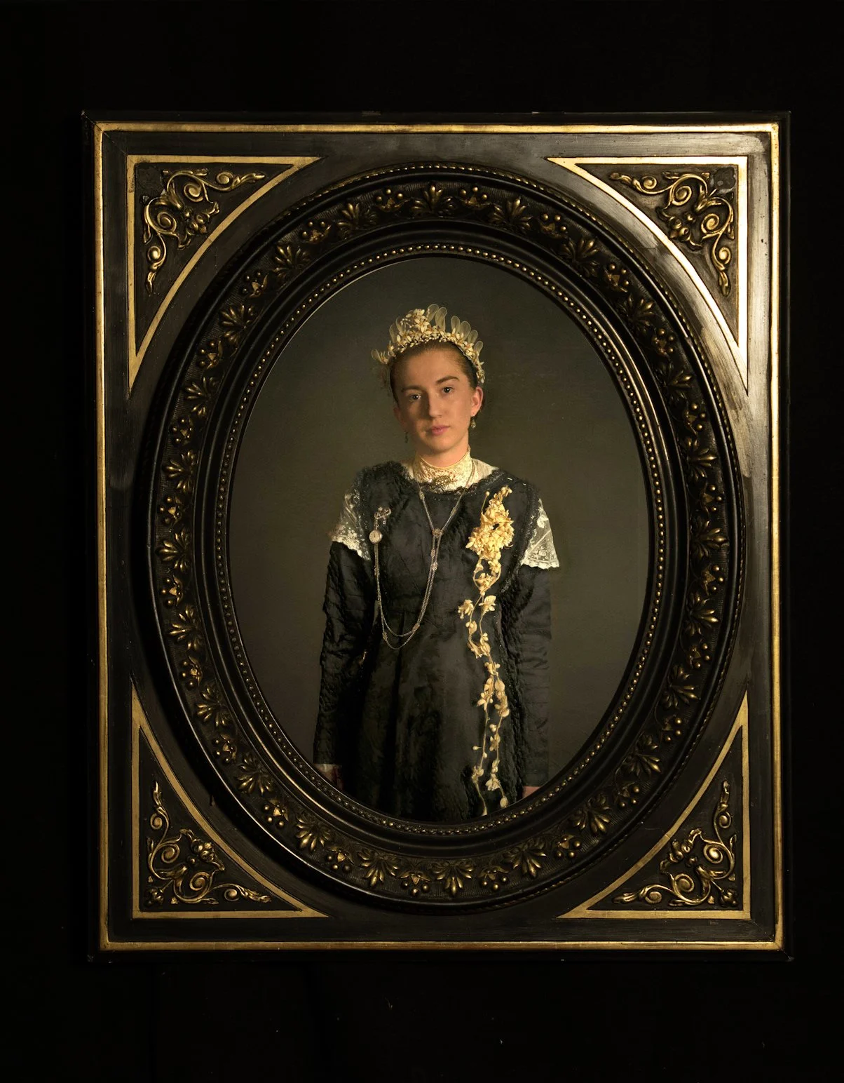 Pauline V1-Cadre R.jpg