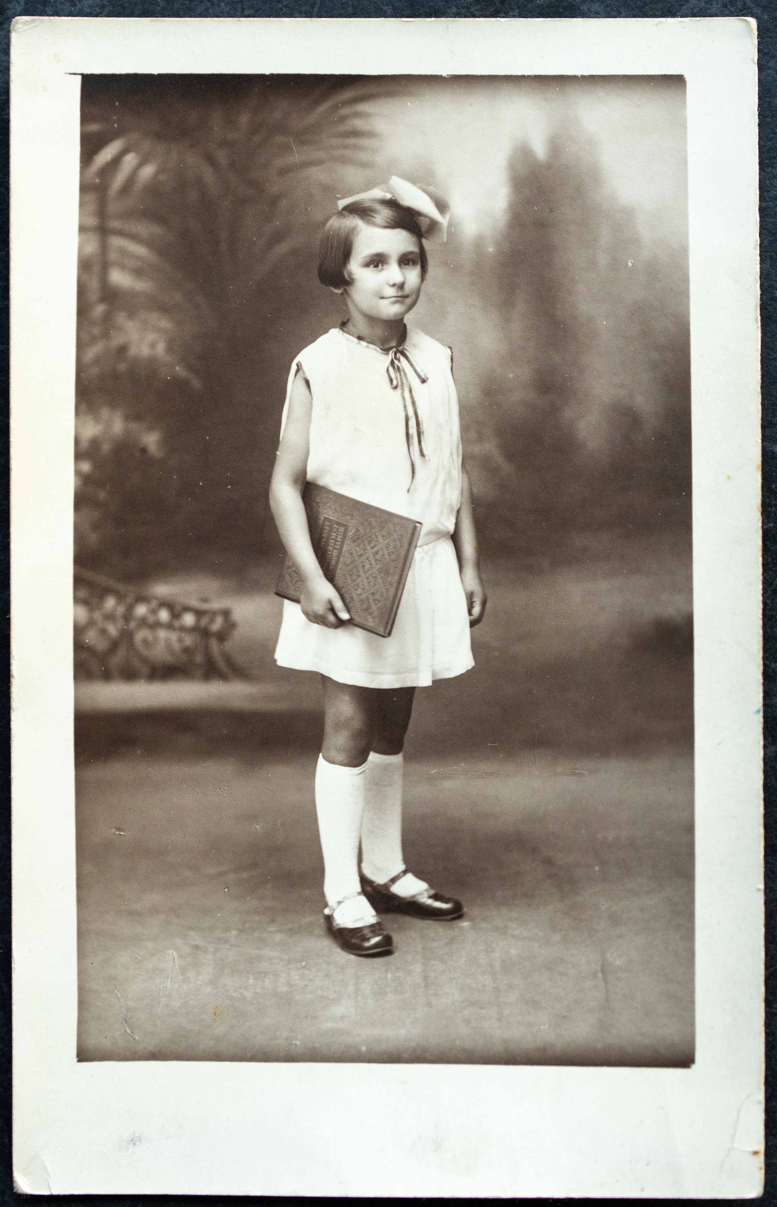 Raymonde-8.jpg