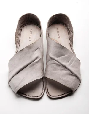 Cap Sandle is SR330 — Sruli Recht