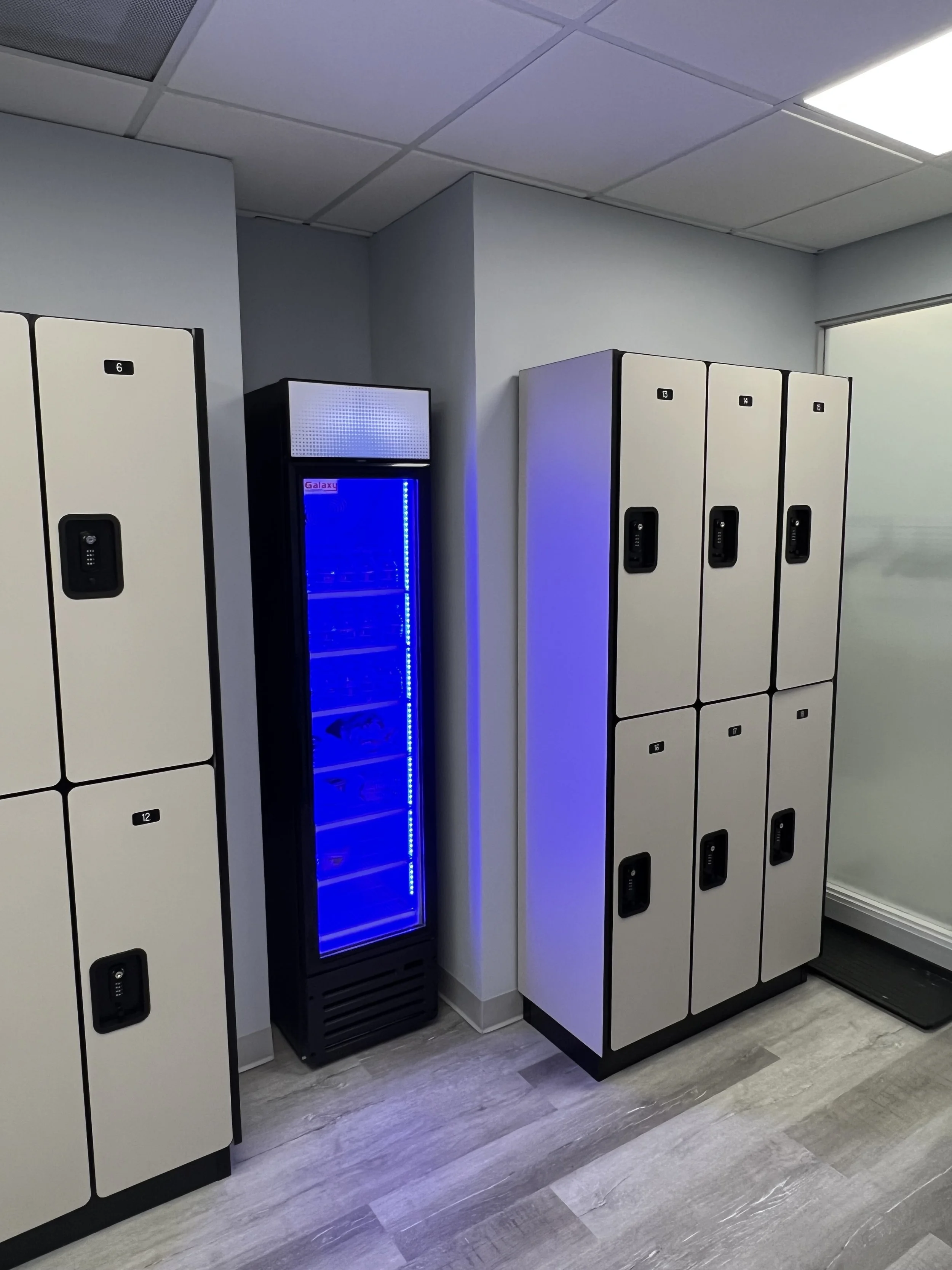 IDEA 17 Lockers and Fridge.jpg