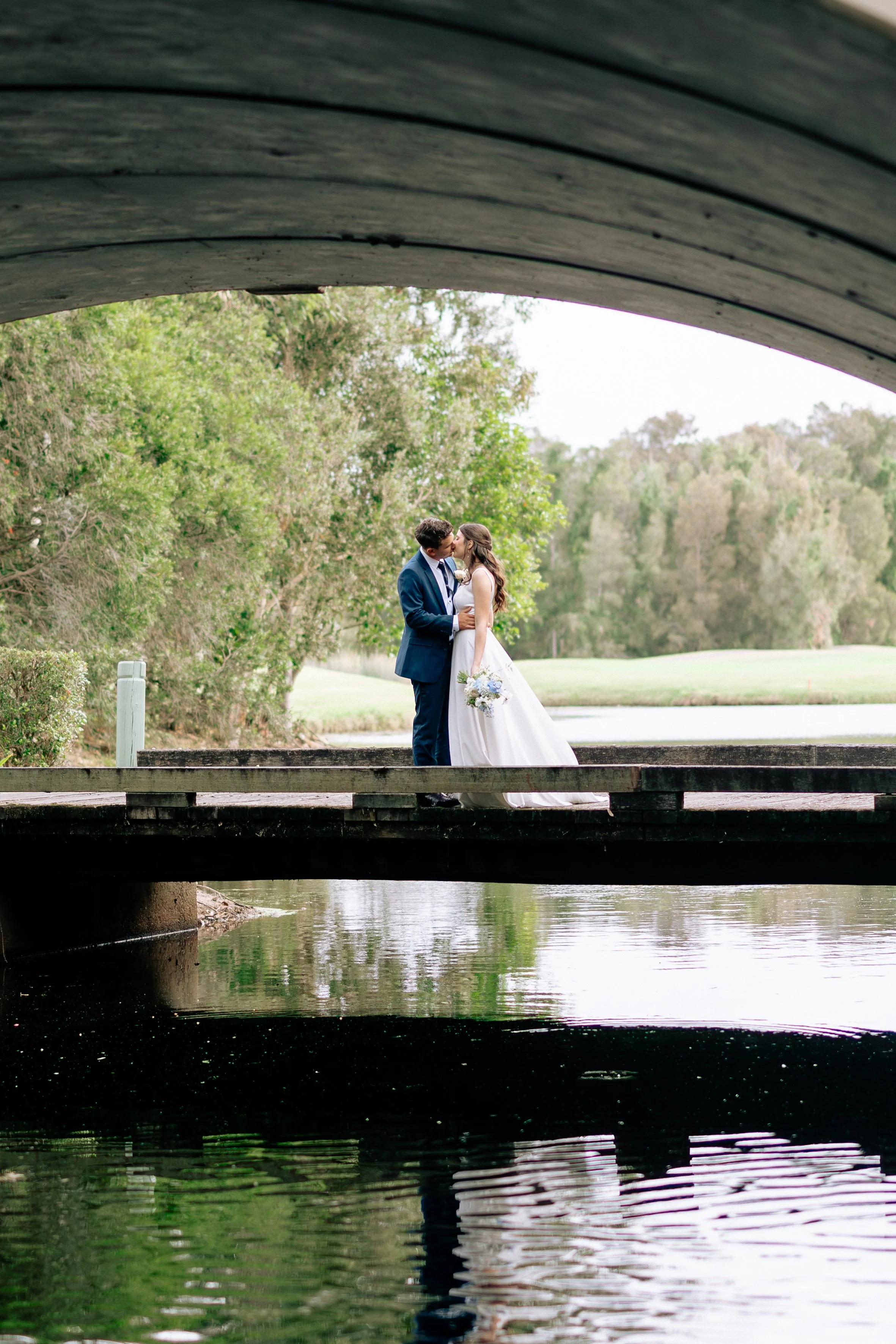 noosa springs golf course wedding photos