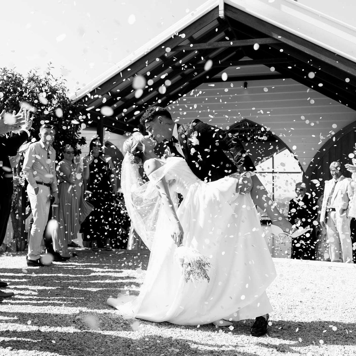 Brooke &amp; Kyale. What an epic wedding, loved capturing this one.
.
.
.
.
#summergroveestatewedding #goldcoasteeddingphotographer #ekstudio #luxweddingphotography