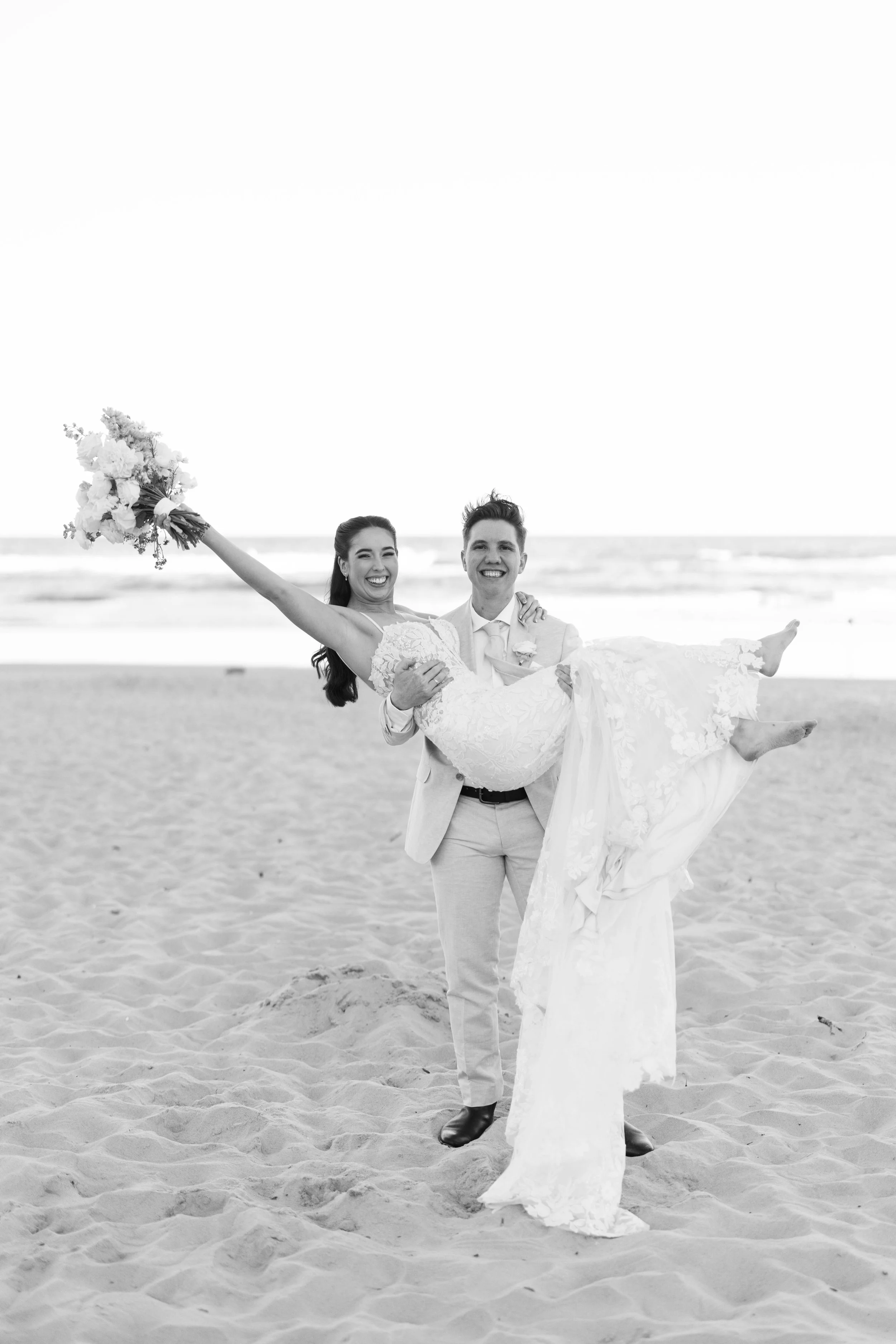 JIM’S LAWN SUNRISE BEACH WEDDING ekstudio-261.jpg