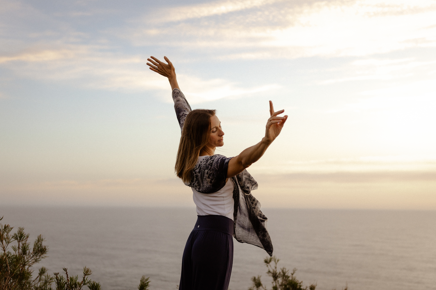 new-contact-image-alt copy.png