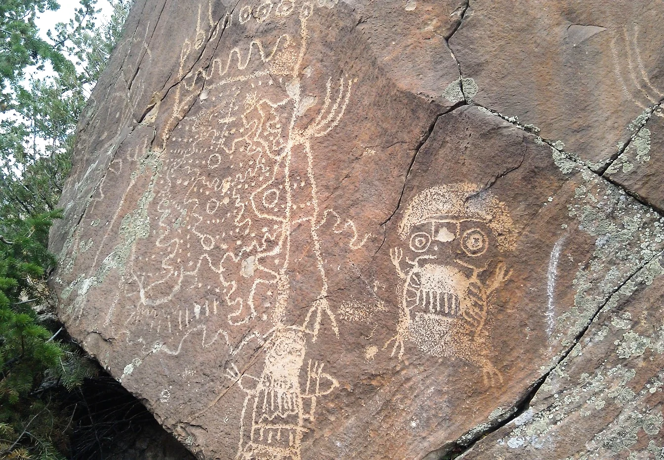 petroglyphs.jpg
