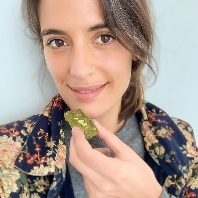 ⧊ healthy food for your sacred temple ~ collab @matcha.iro ~ jour 5 (2/3)

ces d&eacute;licieux petits rectangles d&rsquo;&eacute;nergie sont constitu&eacute;s d&rsquo;huile de coco, de figues s&eacute;ch&eacute;es, de matcha of course et de quelques