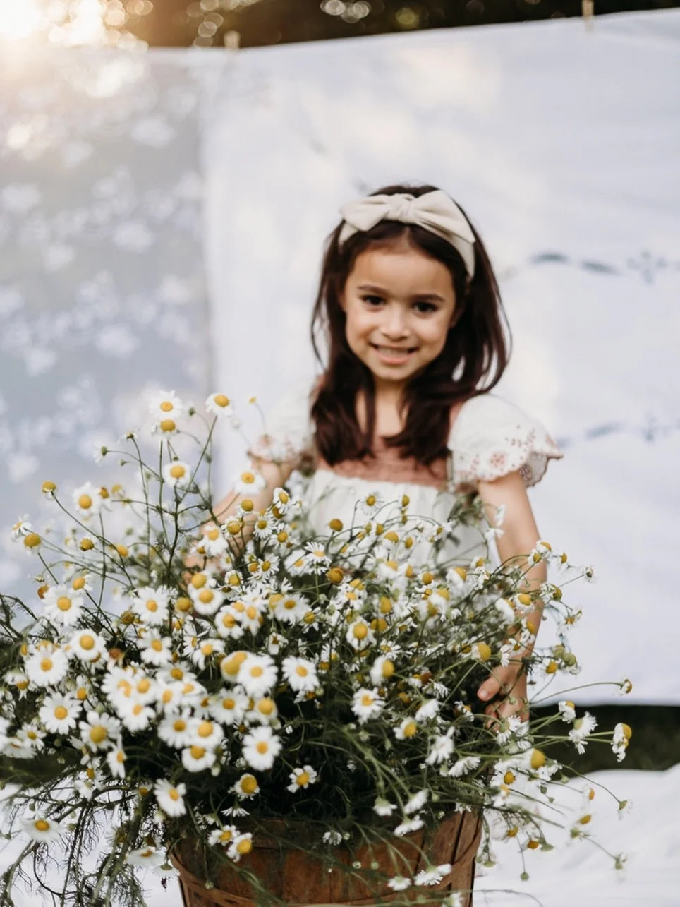 S P R I N G minis but make it colorful ❤️🧡💛🩵💙💜. Vintage quilts on quilts on quilts don&rsquo;t miss out on this NEW set up it will be epic.