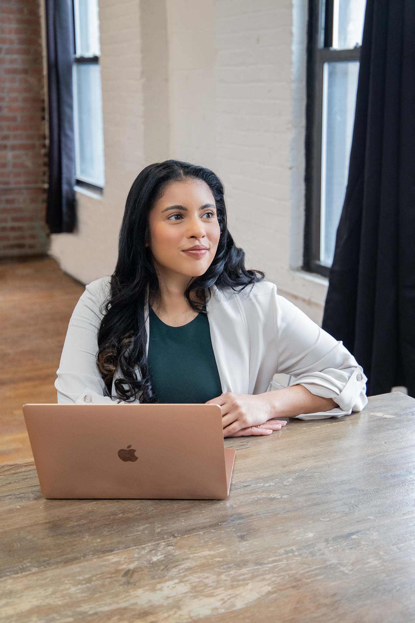 Bicultural Mental Health Therapist Virtual