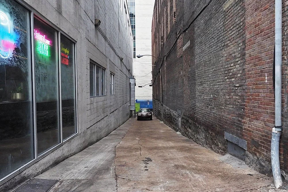 five-types-of-perspective-in-photography-diane-wehr-street-photography