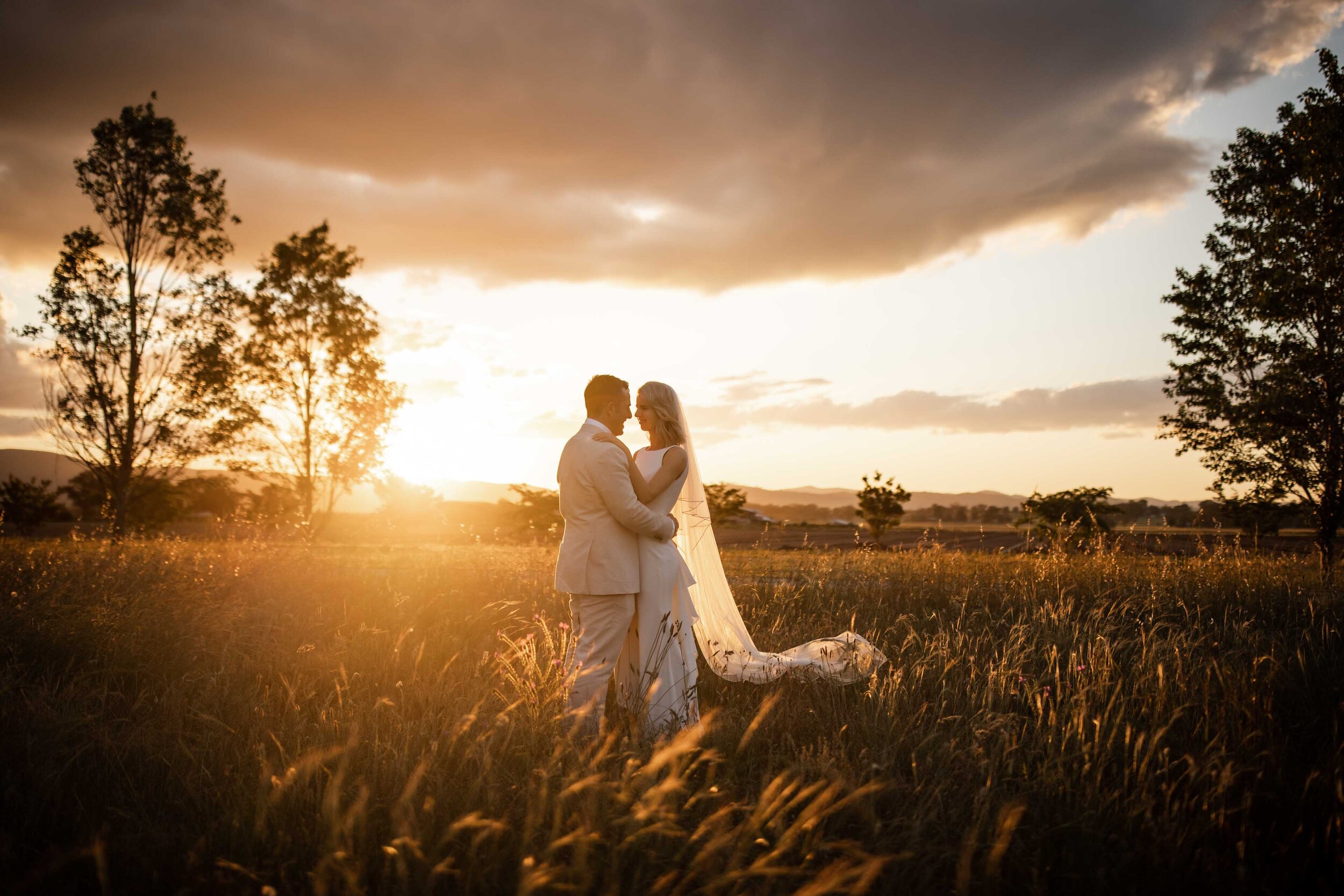 mudgee-wedding-photography-blue-wren-farm-jono-amy-1.jpg
