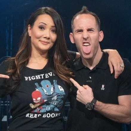 • Simple Plan drummer Chuck Comeau was a finalist in CBC's Canada Reads competition defending the book, 'Homes," by Abu Bakr Al-Rabeeah and Winnie Yeung. Chuck was defending his book against Ziya Tong, who won by a 3-2 vote with her book choice, "By Chance Alone," by Max Eisen. You can watch the final debate here !
