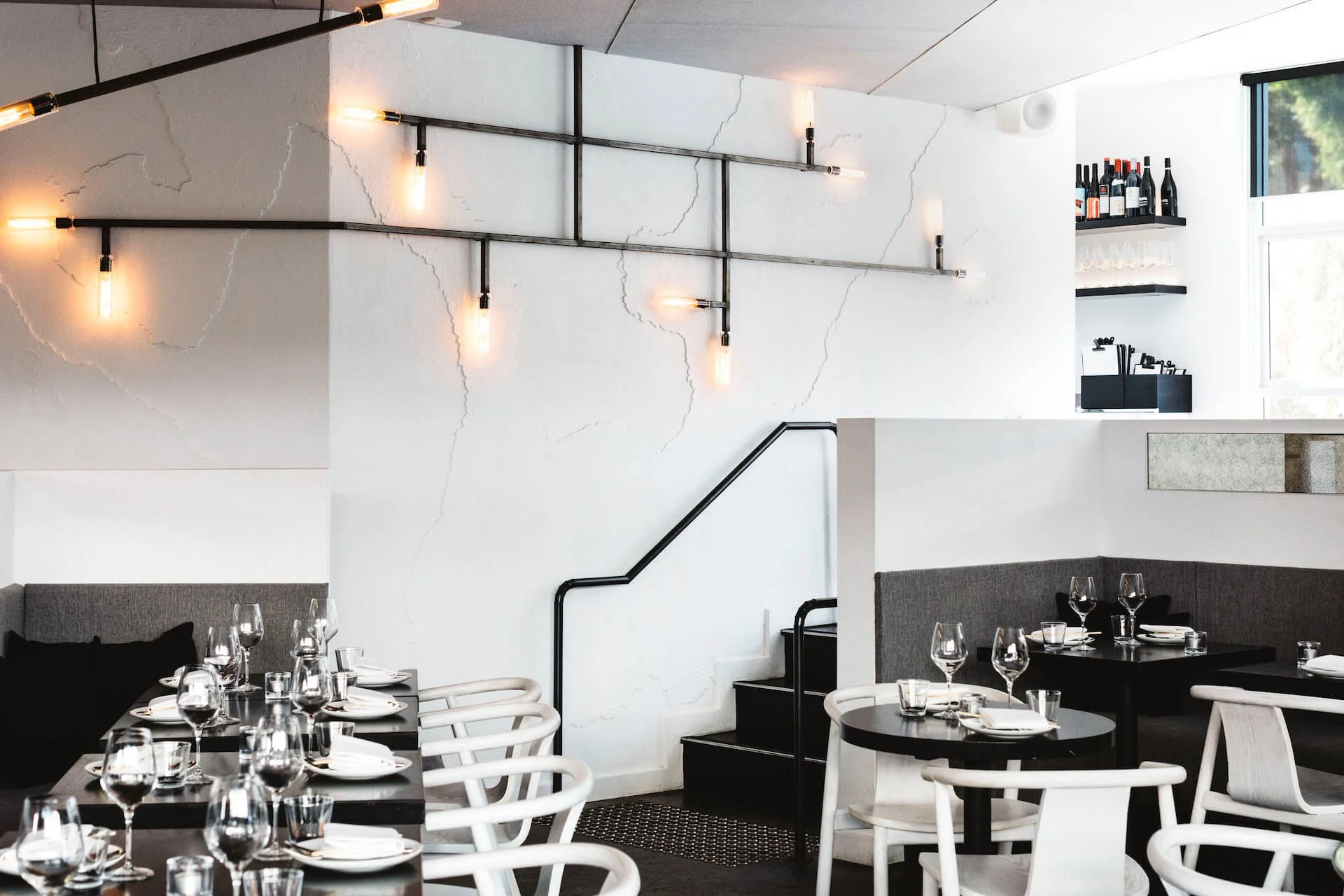 Tomi_Bjorck_Blanca_Dining_Hero.jpg