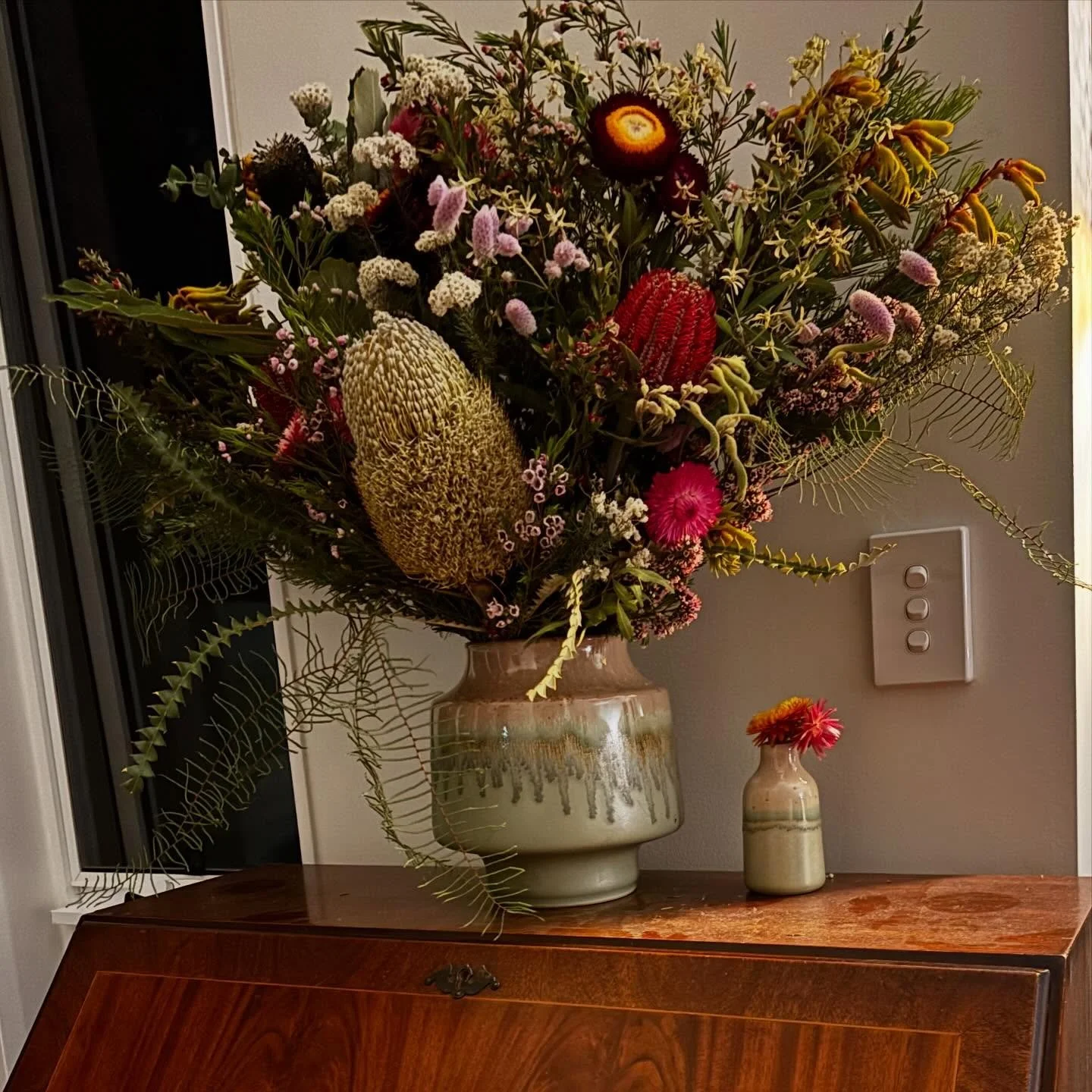 ❤️My heart is very full following my final concert as Musical Director of @phoenixchoirblackheathnsw - and just look at the stunning bouquet and gorgeous vase I was gifted!

What a wonderfully enriching experience it has been for the entire 3.5 years