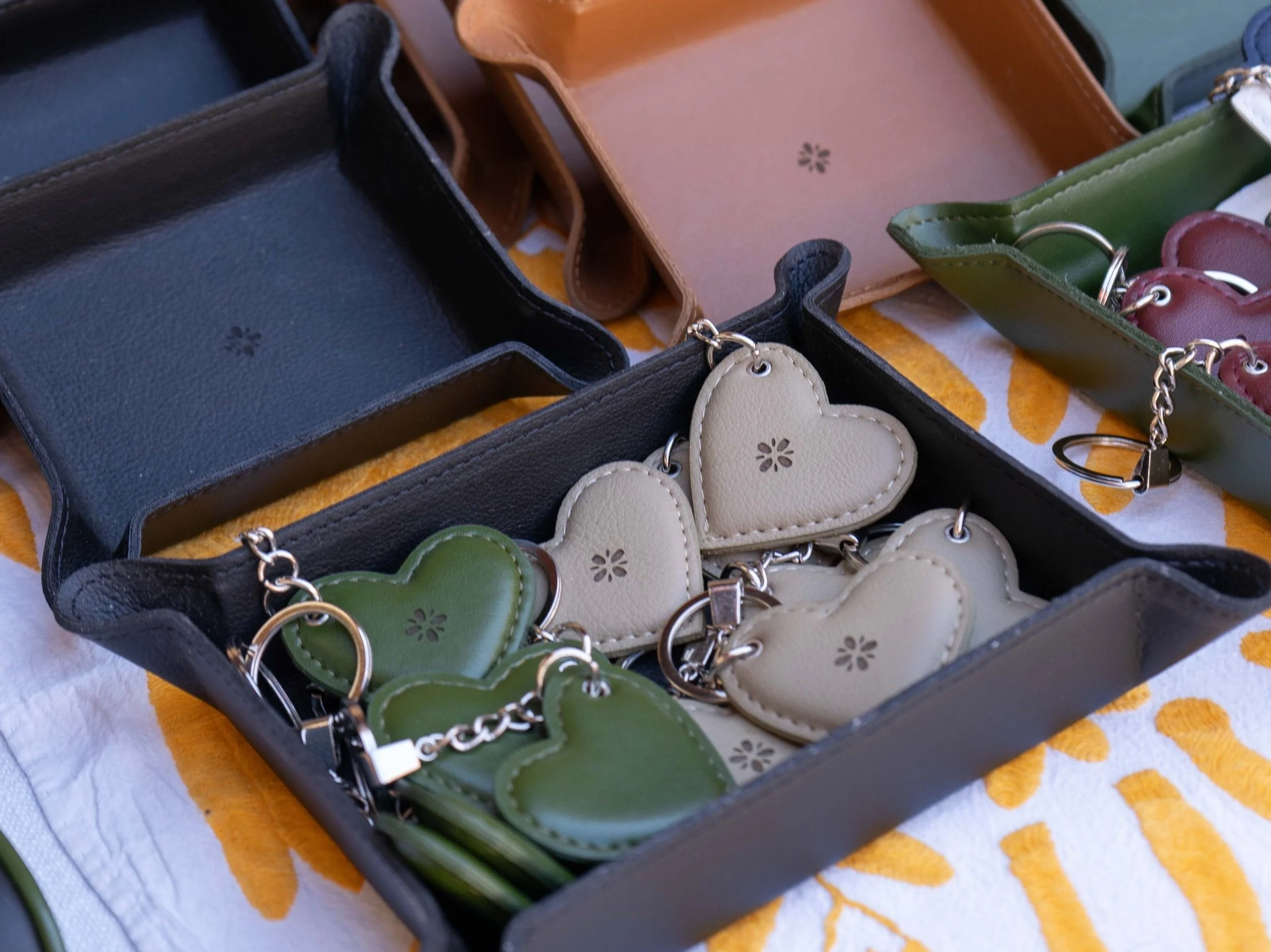 Sustainable Gifting with Cactus Leather: A Unique Experience for Your Clients