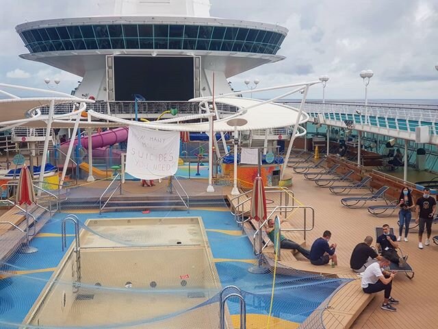 That didn't last long! The crossing is already over 😒 Yesterday Royal Caribbean decided to transfer most of the newbies that joined our ship back off to another one. Apparently they're getting charter flights from Barbados now. Maybe they don't trus
