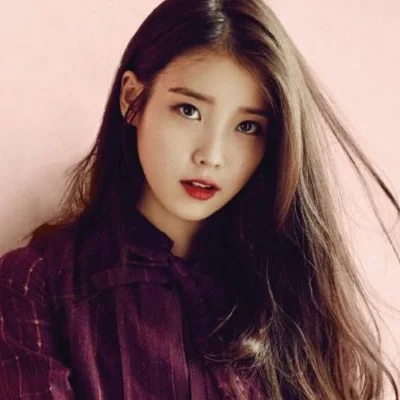 What did IU sacrifice for her success in 2017?