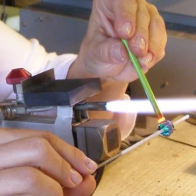 CLASS - Magic Beads!