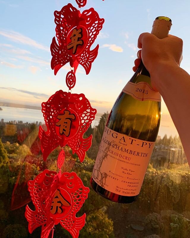 Happy Chinese New Year! 
Wish you all have a fulfilled and wonderful year! 🍷 Dugat-Py Mazis-Chambertin Grand Cru Pinot Noir 2015

Share freedom. Enjoy life. 
#marsrock #marsrock_lifestyle #marsrocklifestyle &mdash;&mdash;&mdash;&mdash;&mdash;&mdash;