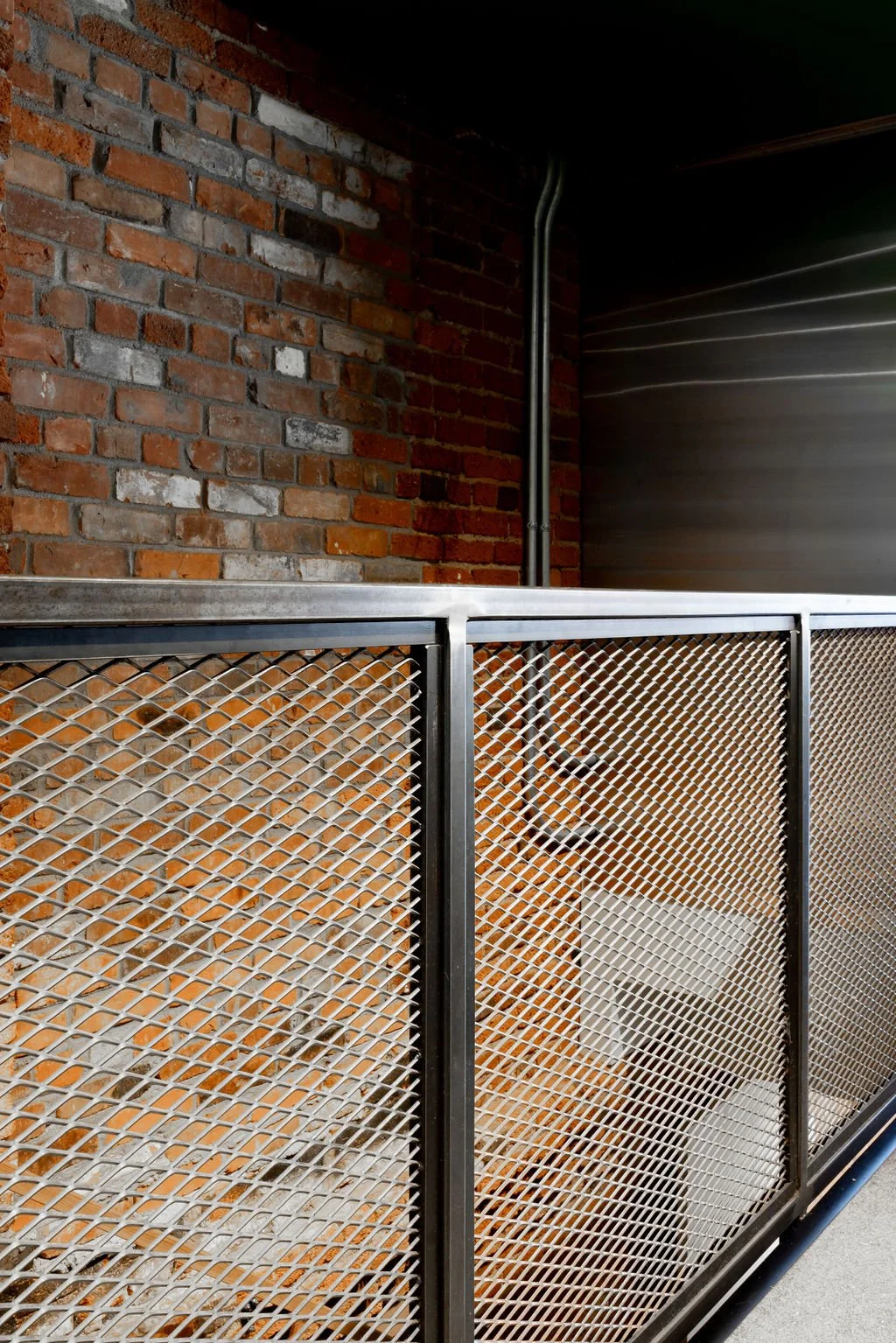 FREEMAN FABRICATION - Custom Fabrication & Furniture Design