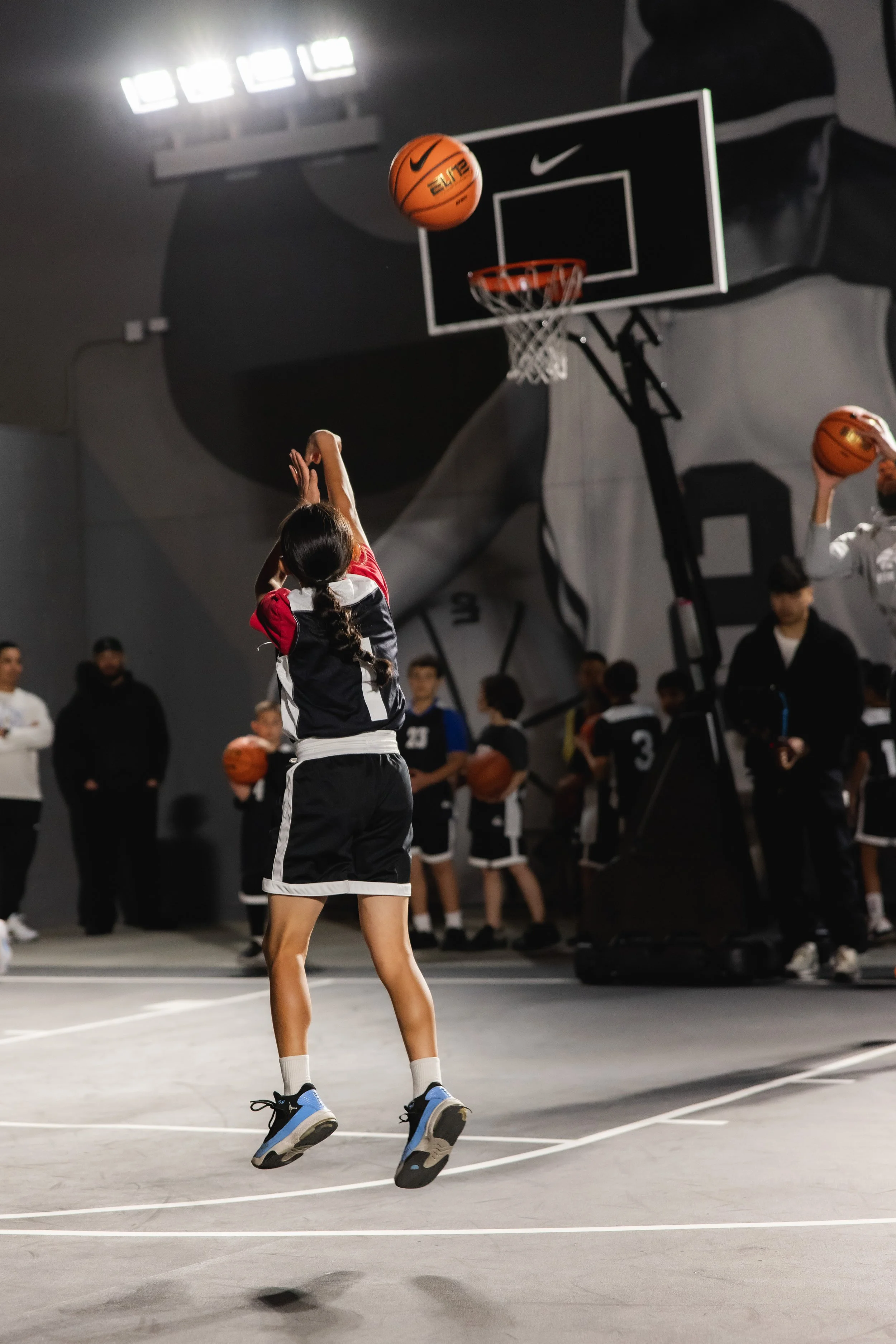 230304_NIKE5220_Nike Spring Basketball Clinic East Los Pau Gasol_Edited_Select_CM_CAM23340_.jpg