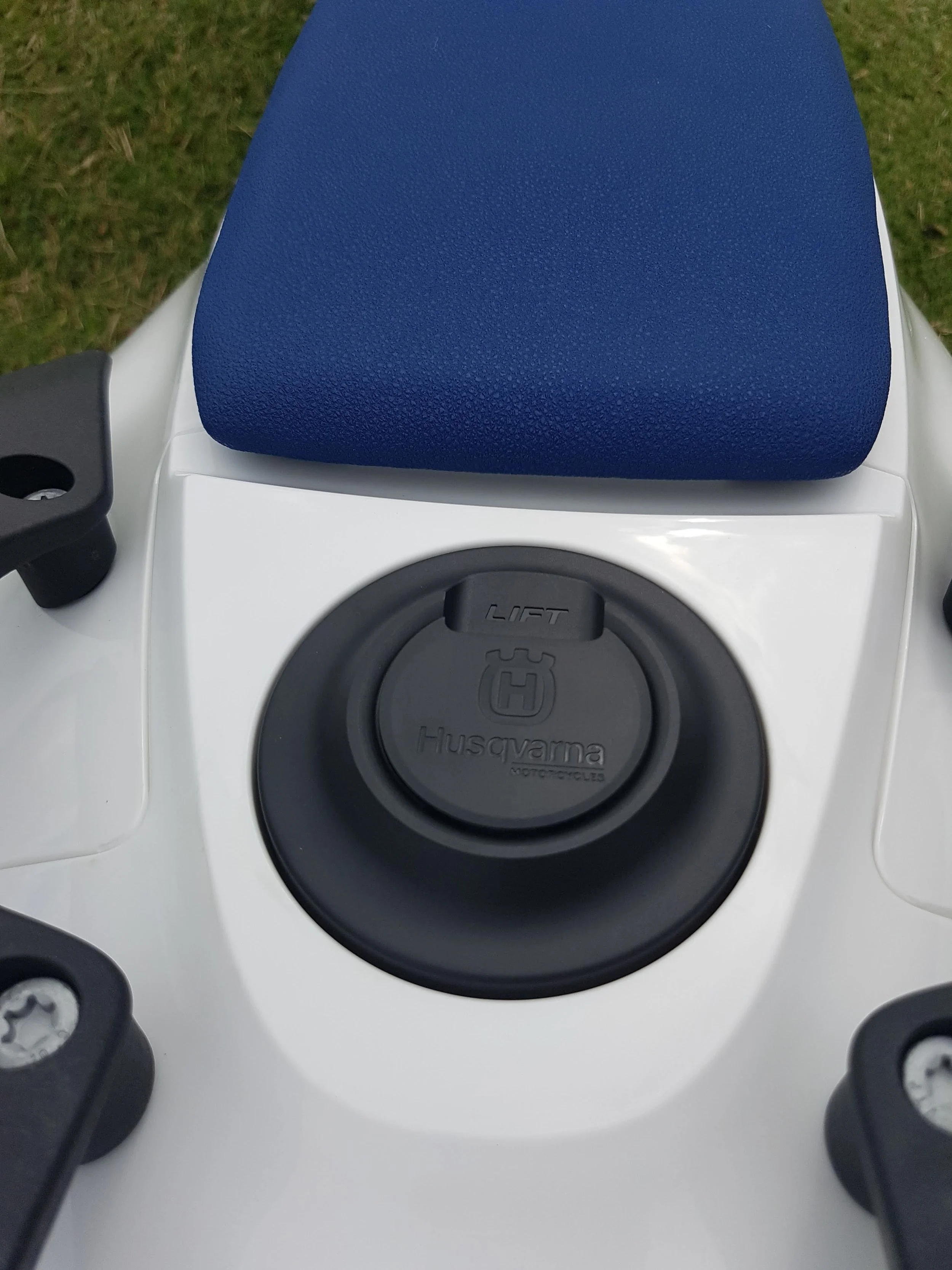 husqvarna 701 fuel range