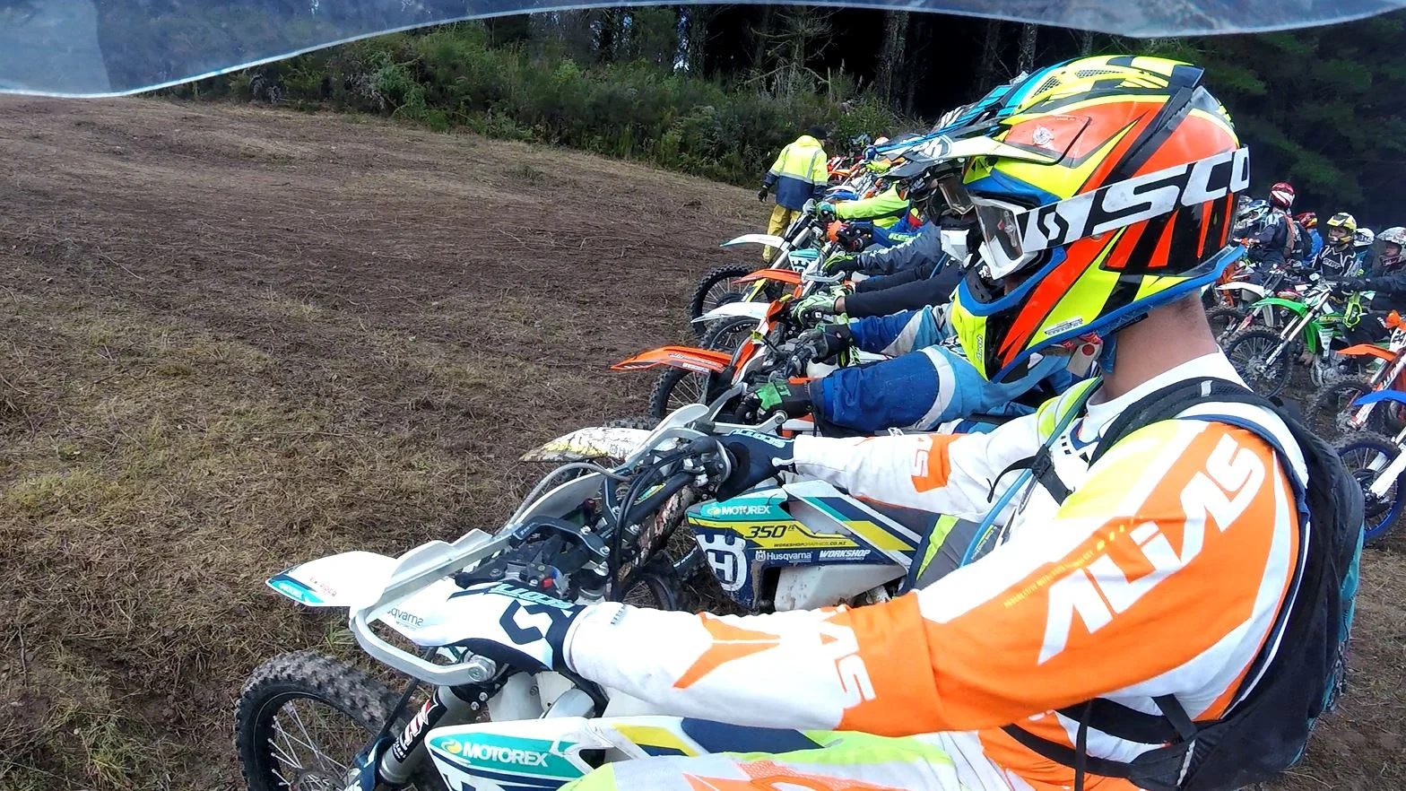 VIDEO: DIRT GUIDE XC HOLESHOT + TRACK