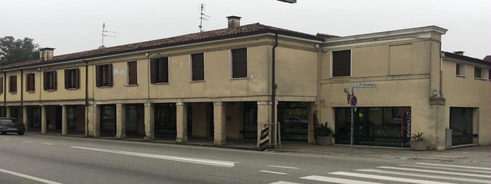 negozio nestrino.jpeg