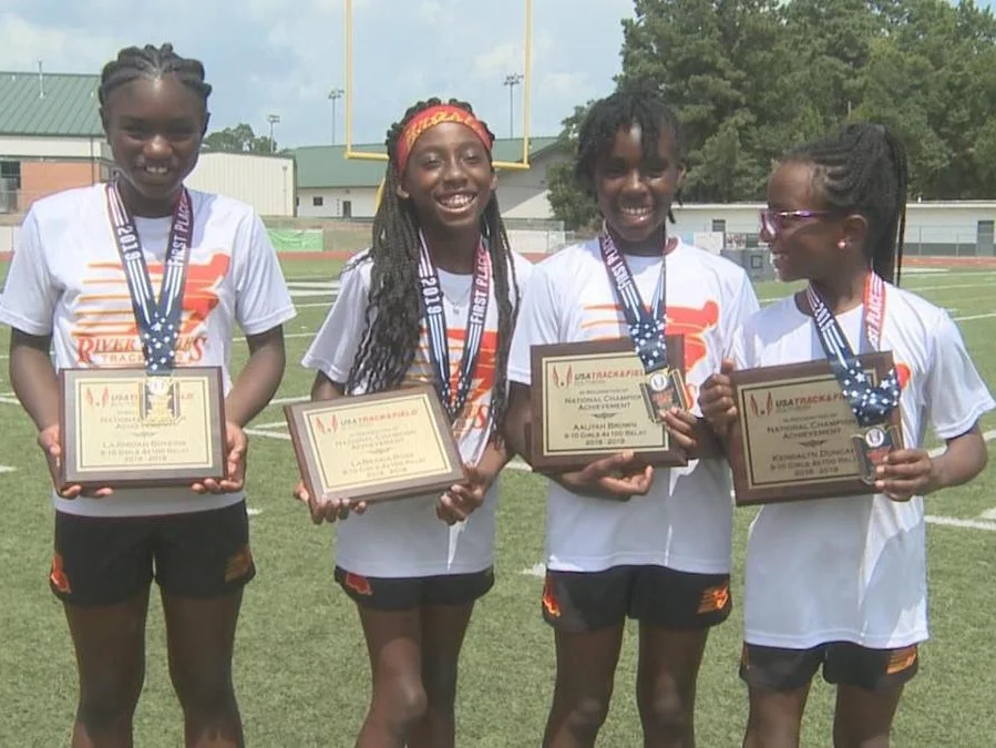 Gold for Mansfield, LA track and field girls