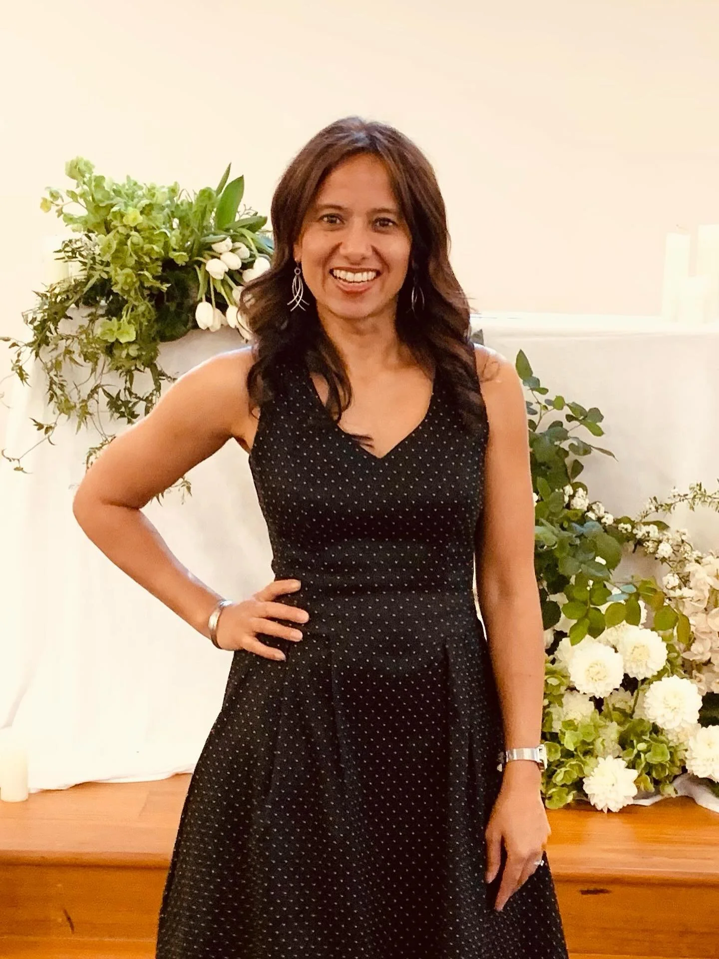 Spring is in the air! &amp; officially arrives tomorrow 🤩
Which means the spring wedding season 2025 is ready to go! 

Thanks to all my couples for choosing me - it really means the world &amp; can&rsquo;t wait to celebrate you 🧡 

Thanks to lovely