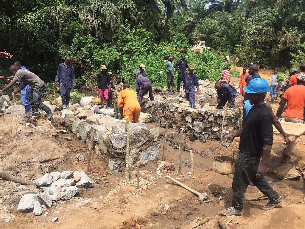 Congo construction.jpg